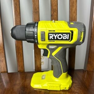 Ryobi ONE+ 18V Cordless 1/2 in. Drill/Driver PCL206 (No‎ Battery)